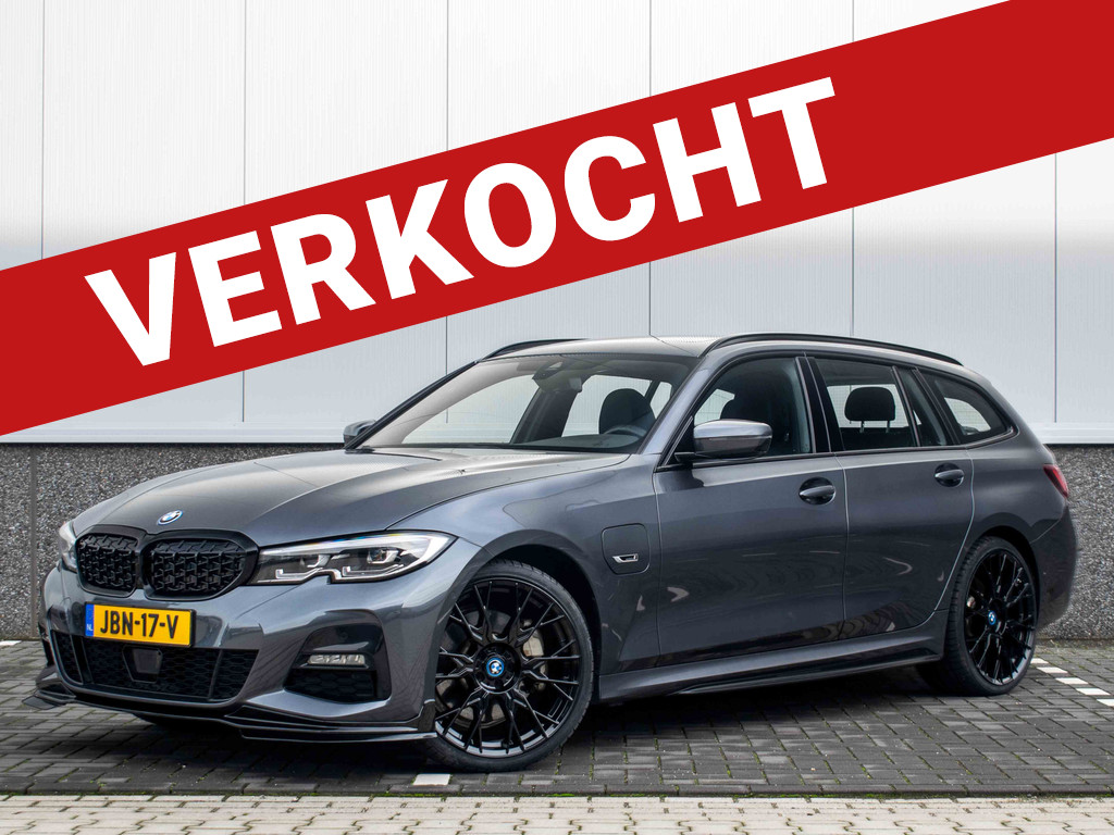 2022 BMW 3 Serie Touring 330e M-sport | Pano | Carplay | Trekhaak | Hifi | Navi | LED | Stoelverwarming / stuurverwarming |